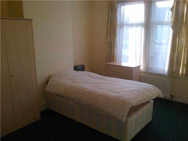  Image of 5 bedroom House Share to rent in Preston Road Portsmouth PO2 at Preston Road, Portsmouth, PO2
